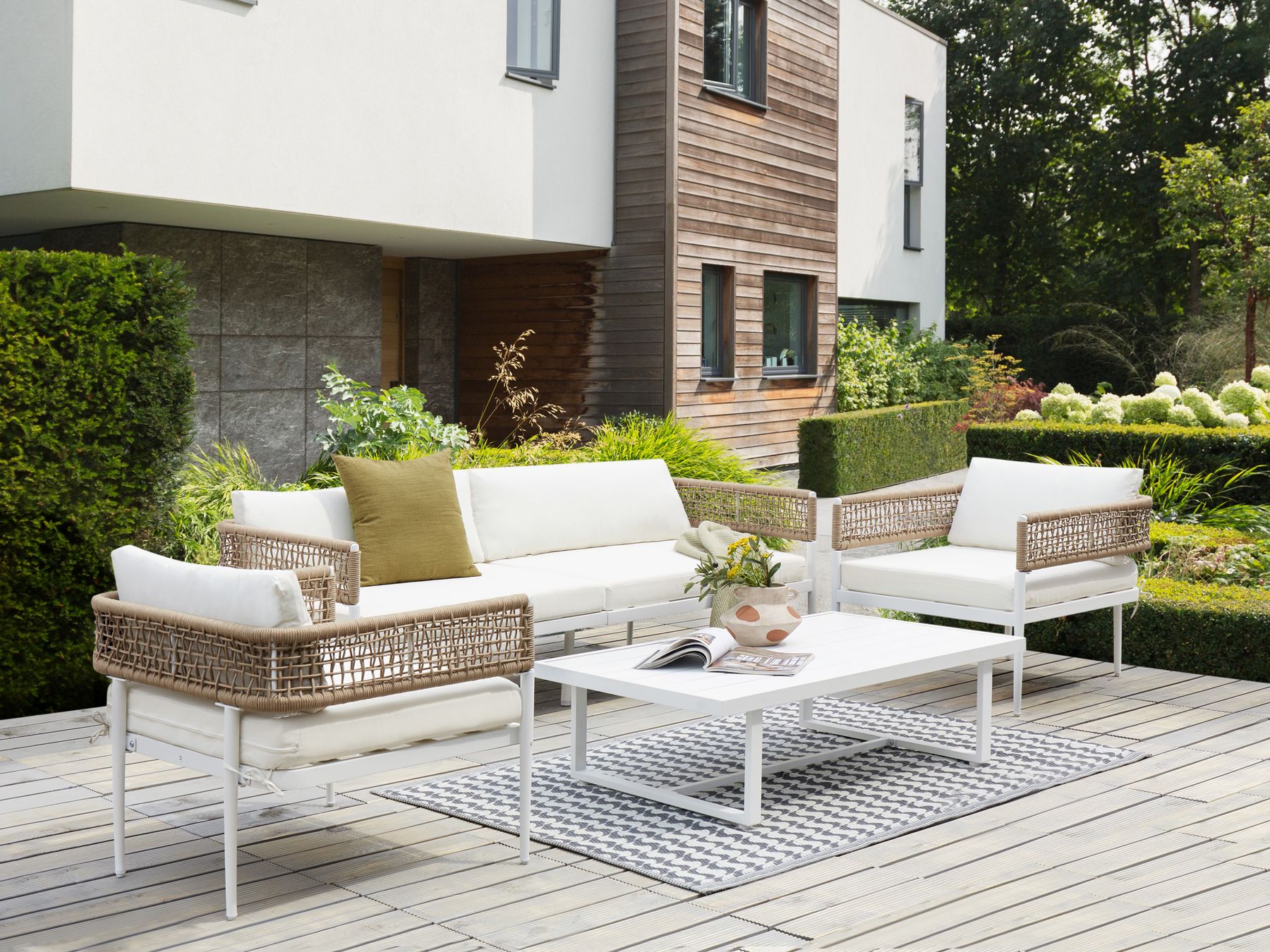 Garden Lounge Set with Table 5 Seater SERLA Metal White