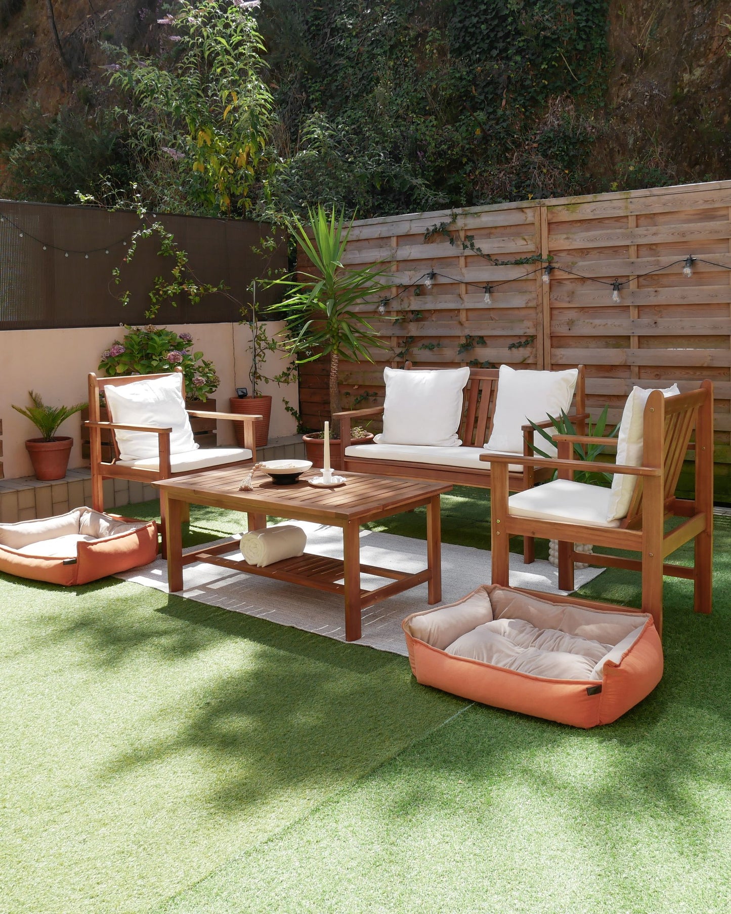 Garden Lounge Set with Table 4 Seater ALTIDONA Acacia Wood Off-White
