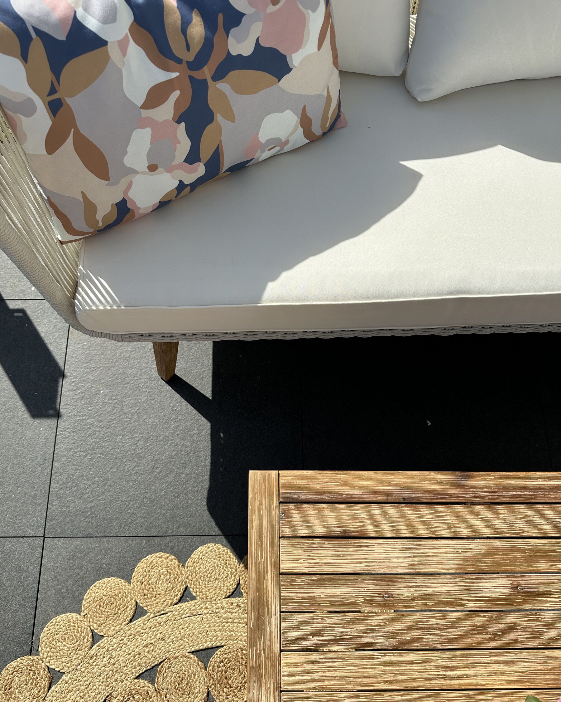 Garden Corner Sofa with Table 5 Seater ALCAMO Left Hand Acacia Wood Light Beige