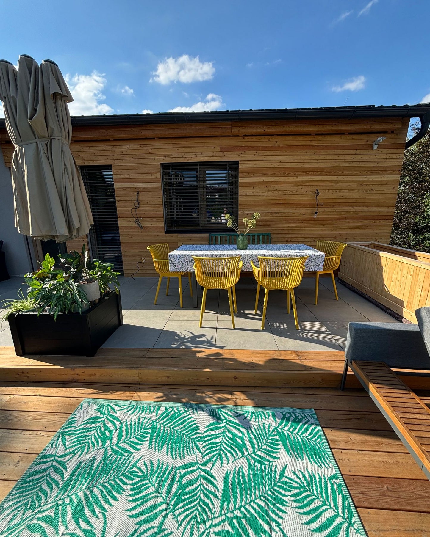 Set of 4 Garden Chairs PESARO Yellow