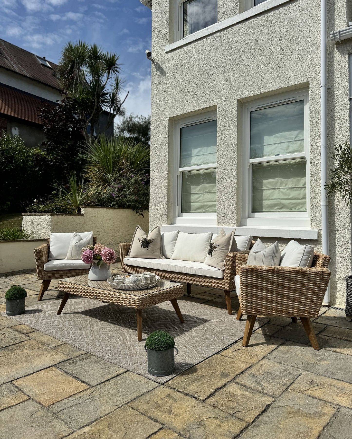 Garden Lounge Set with Table 5 Seater VITTORIA PE Rattan Off-White