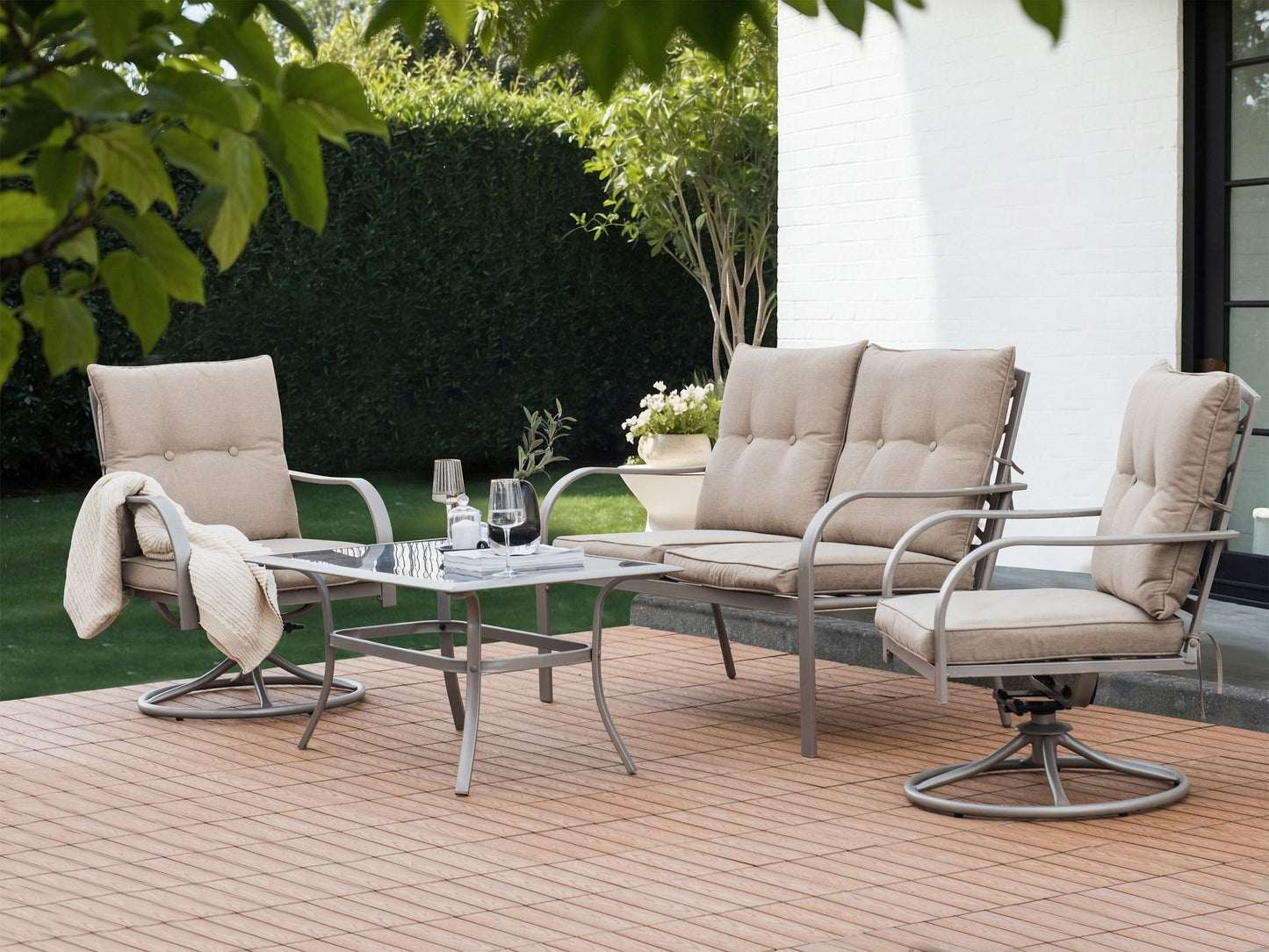 Garden Lounge Set with Table 4 Seater MESTRINO Metal Beige