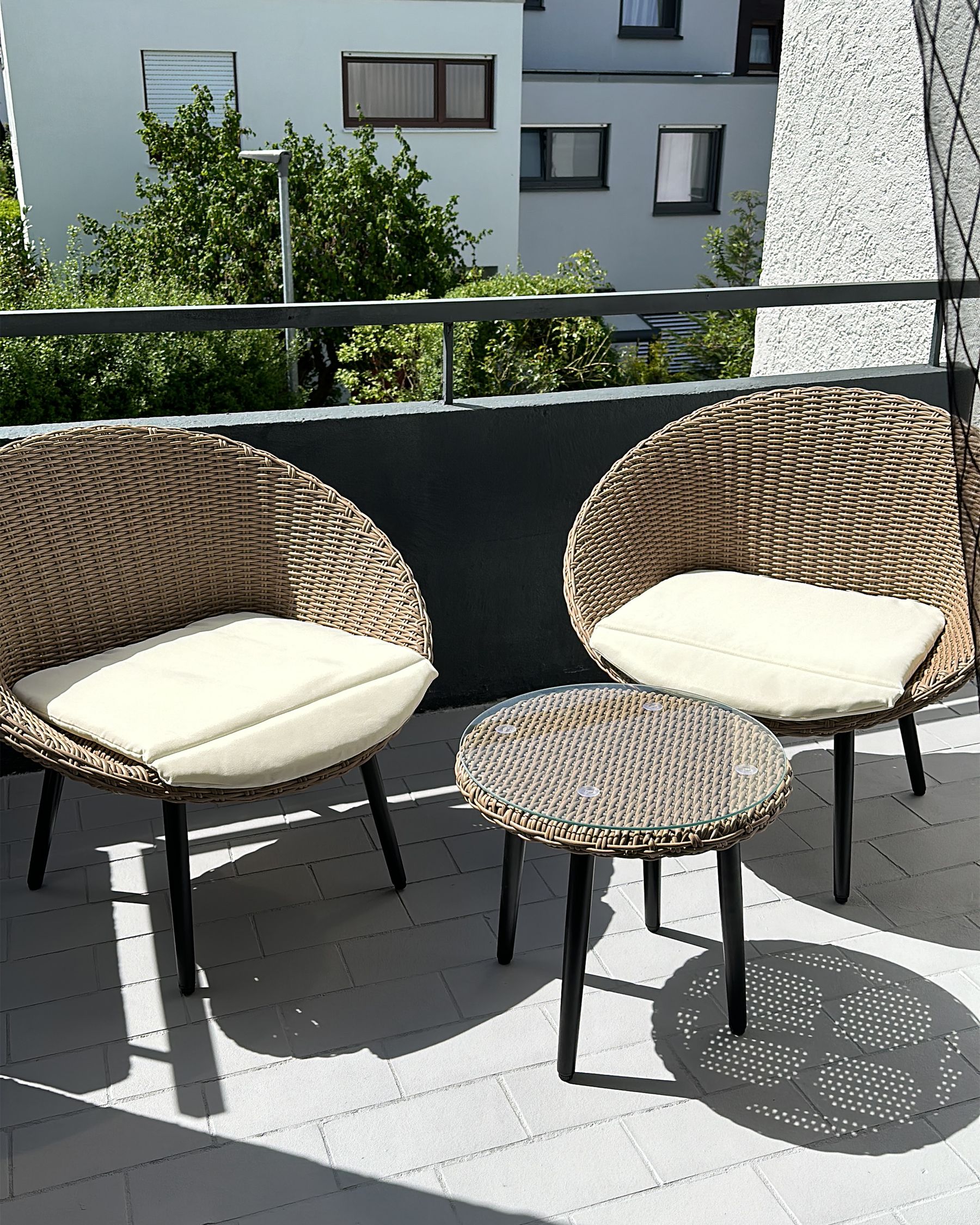 Bistro Set with Cushions ORTIGIA PE Rattan Light Beige Beige