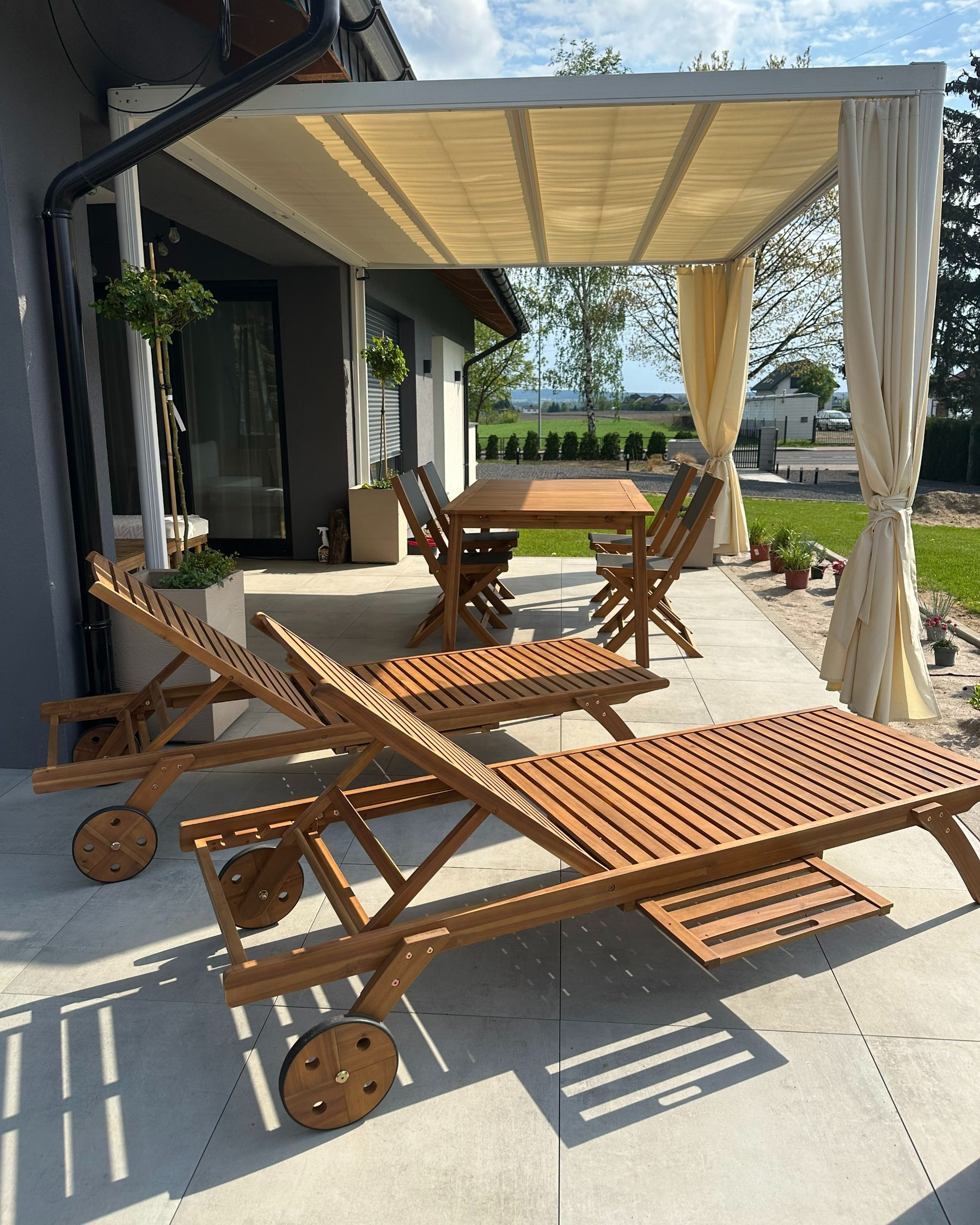 Garden Dining Set with Loungers 8 Seater CESANA Acacia Wood Light Brown